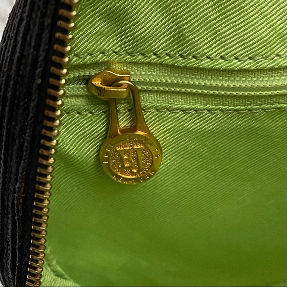 ERIC JAVITS Black Straw Woven 7.5” Round Wristlet - Picture 11 of 16